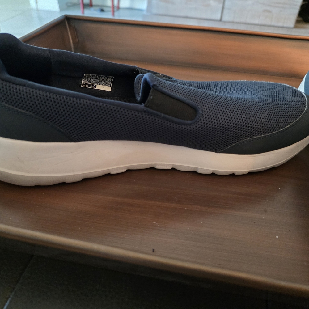 Men's Navy Slip-On Sneakers